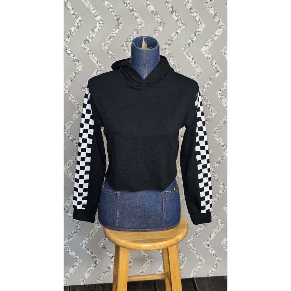 Checkered Sleeve Cropped Hoodie M Black White Checker Stripe Hooded Top